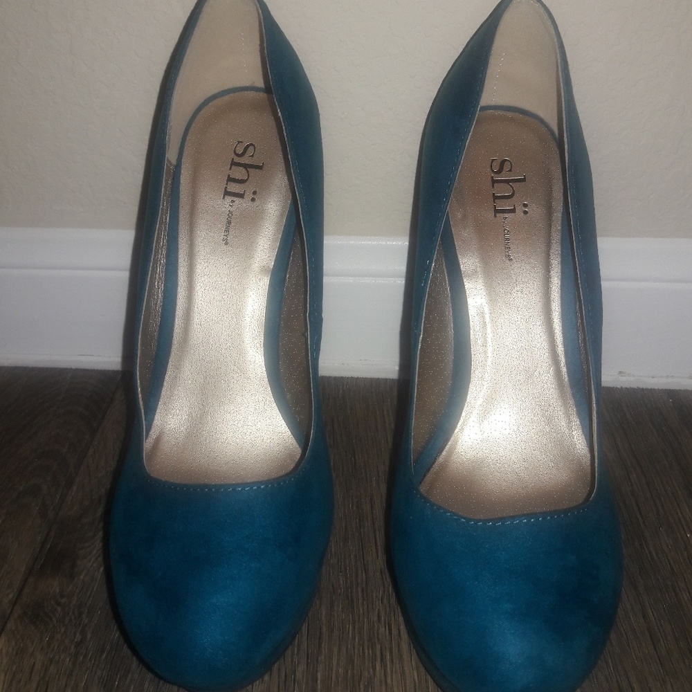 Women's dark teal heels
